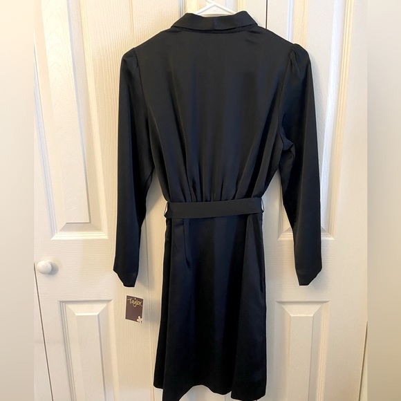 Taylor Wrap Dress - Picture 7 of 7